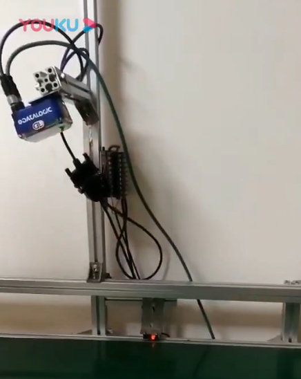 得利捷Matrix 300固定式工業讀碼器.png 得利捷Matrix 300固定式工業讀碼器.png